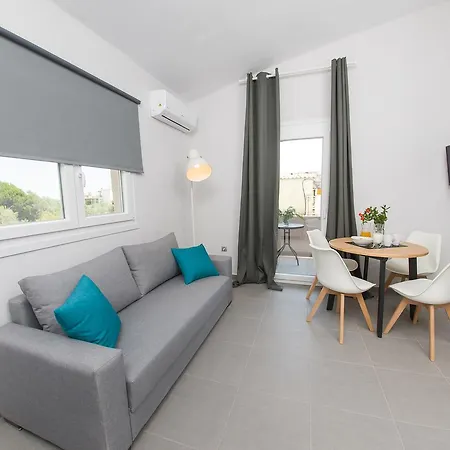 Apartament Palio Grey PalaiónTsiflíkion