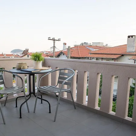 Apartment Palio Grey Palaiontsiflikion